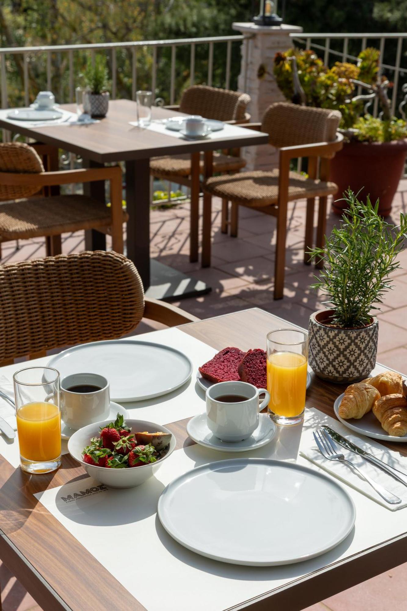 Telis 4* Skiathos-stad