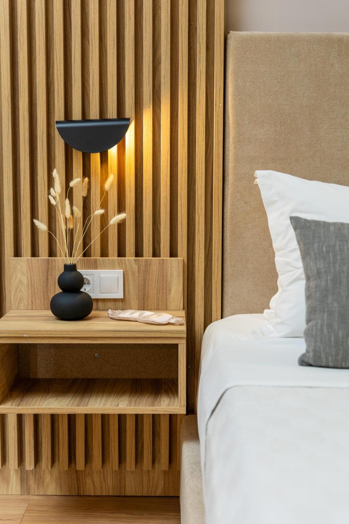 Petra Nera Skiathos, Philian & Aparthotel