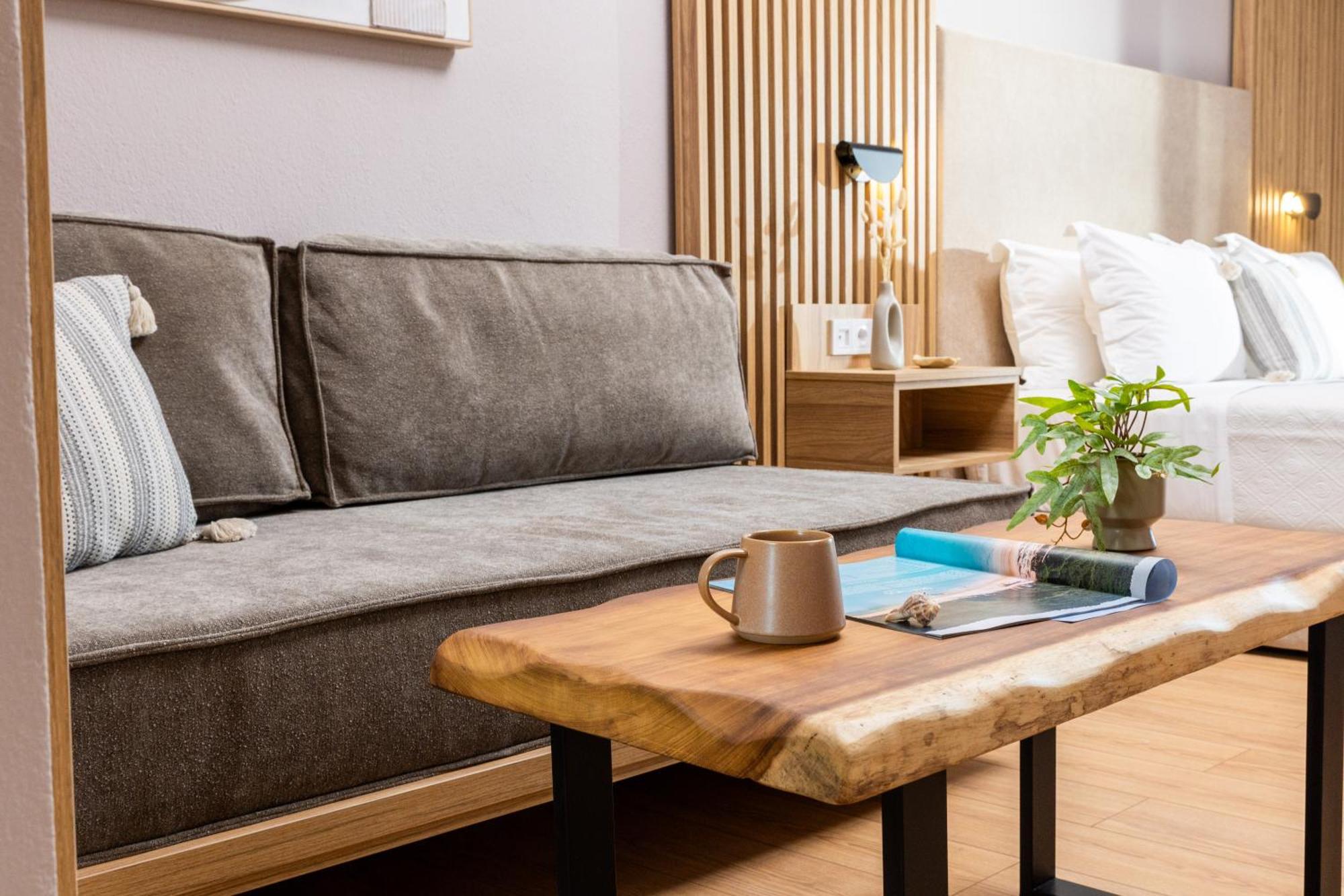 Aparthotel Petra Nera Skiathos, Philian &