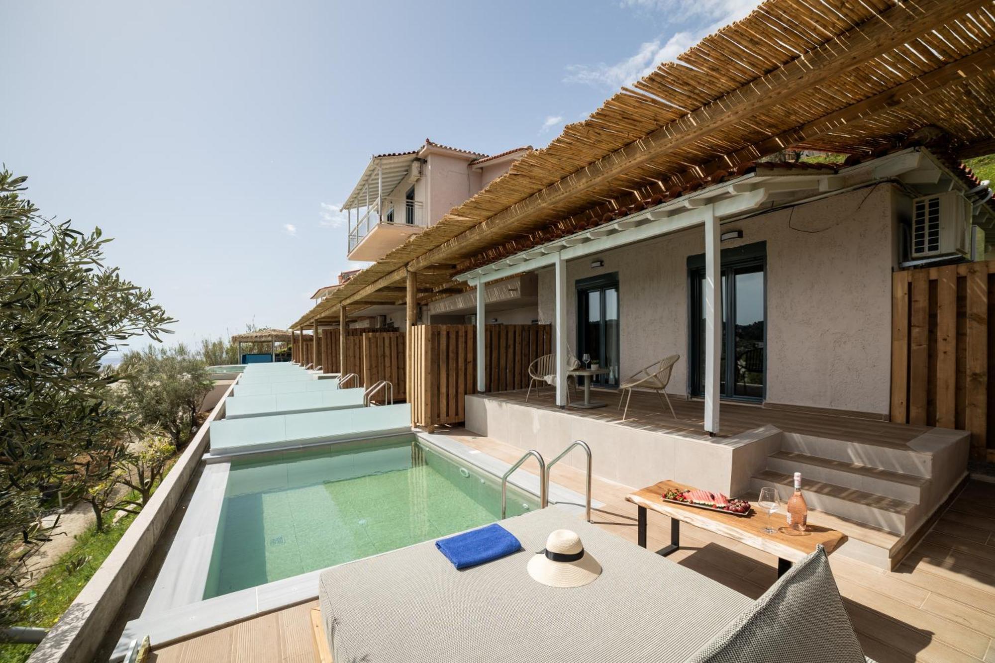 Petra Nera Skiathos, Philian & Aparthotel 4*